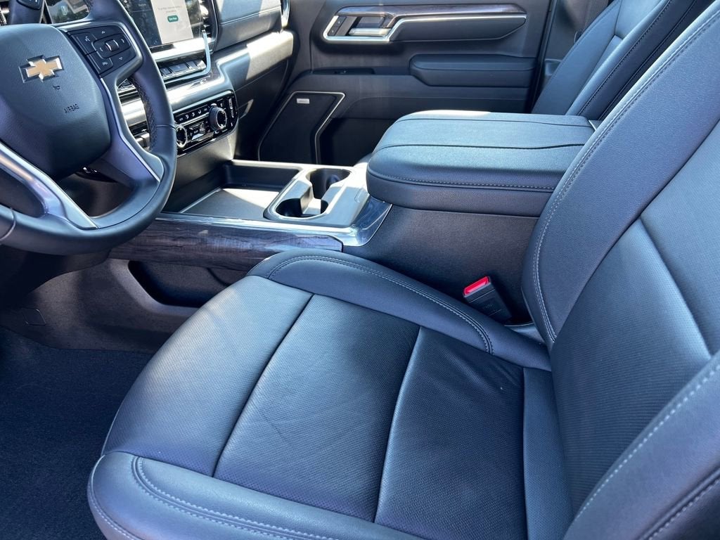 2025 Chevrolet Silverado 3500 HD LTZ