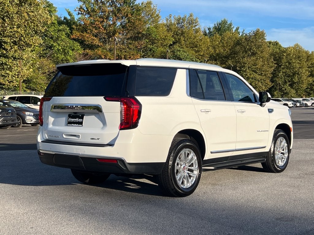 2023 GMC Yukon SLT