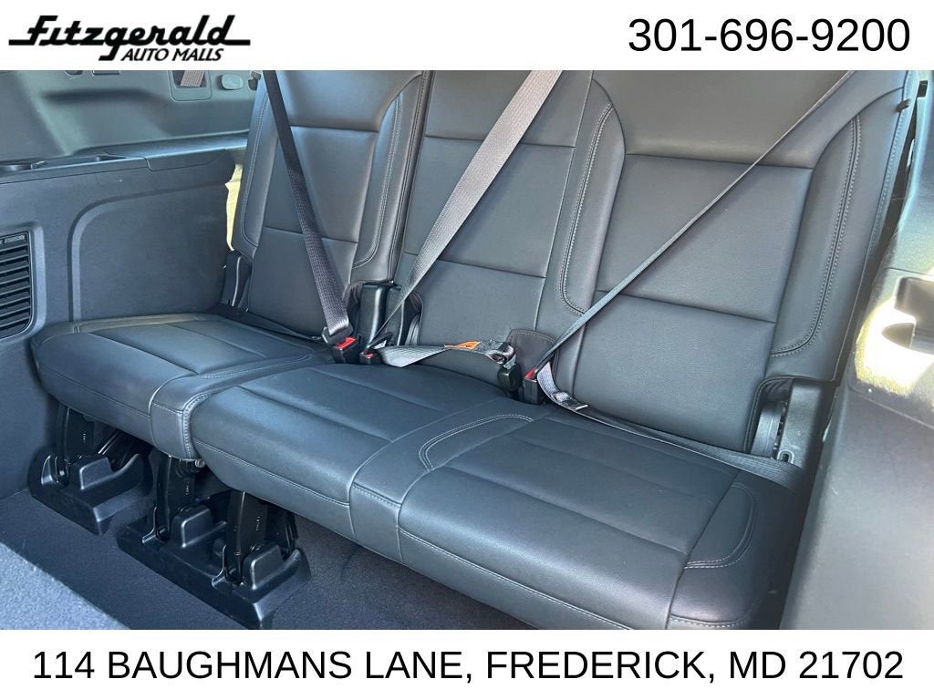 2024 Chevrolet Suburban LT