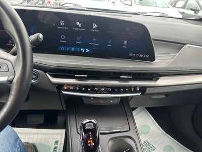 2024 Cadillac XT4 Premium Luxury