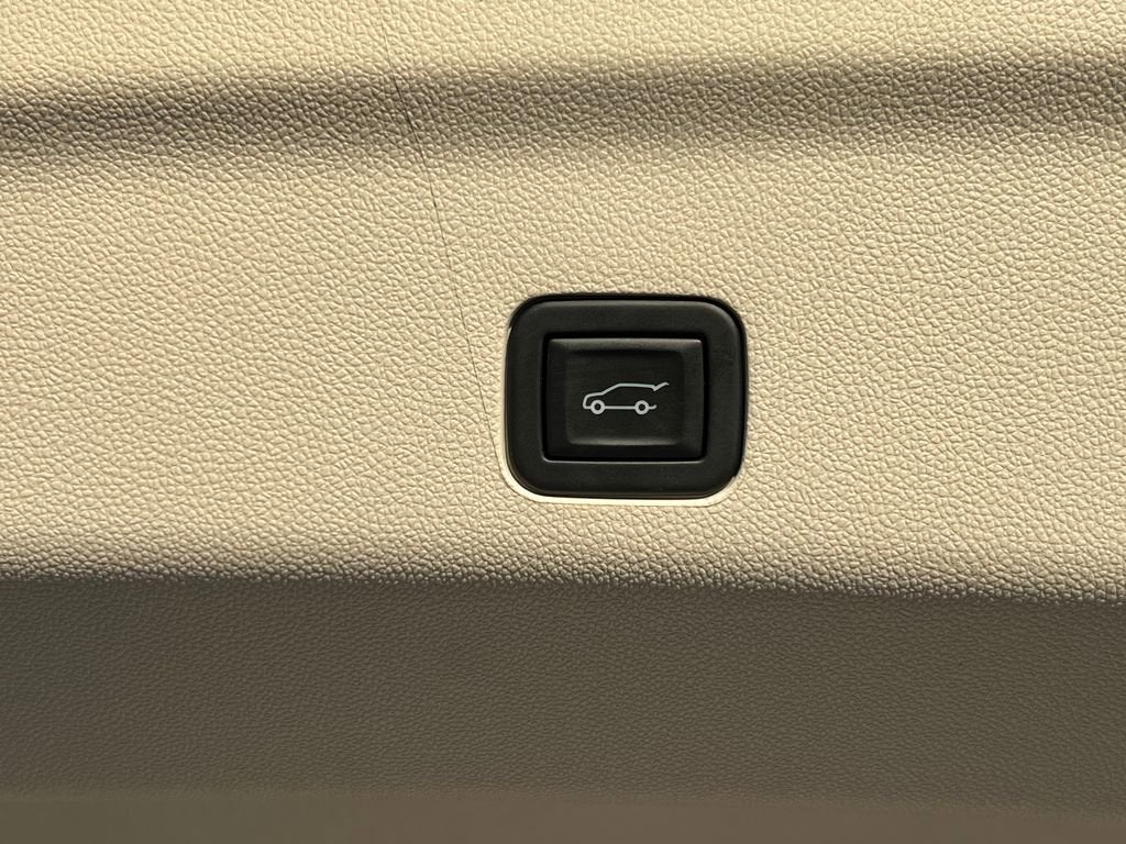 2024 Cadillac Escalade ESV Sport Platinum