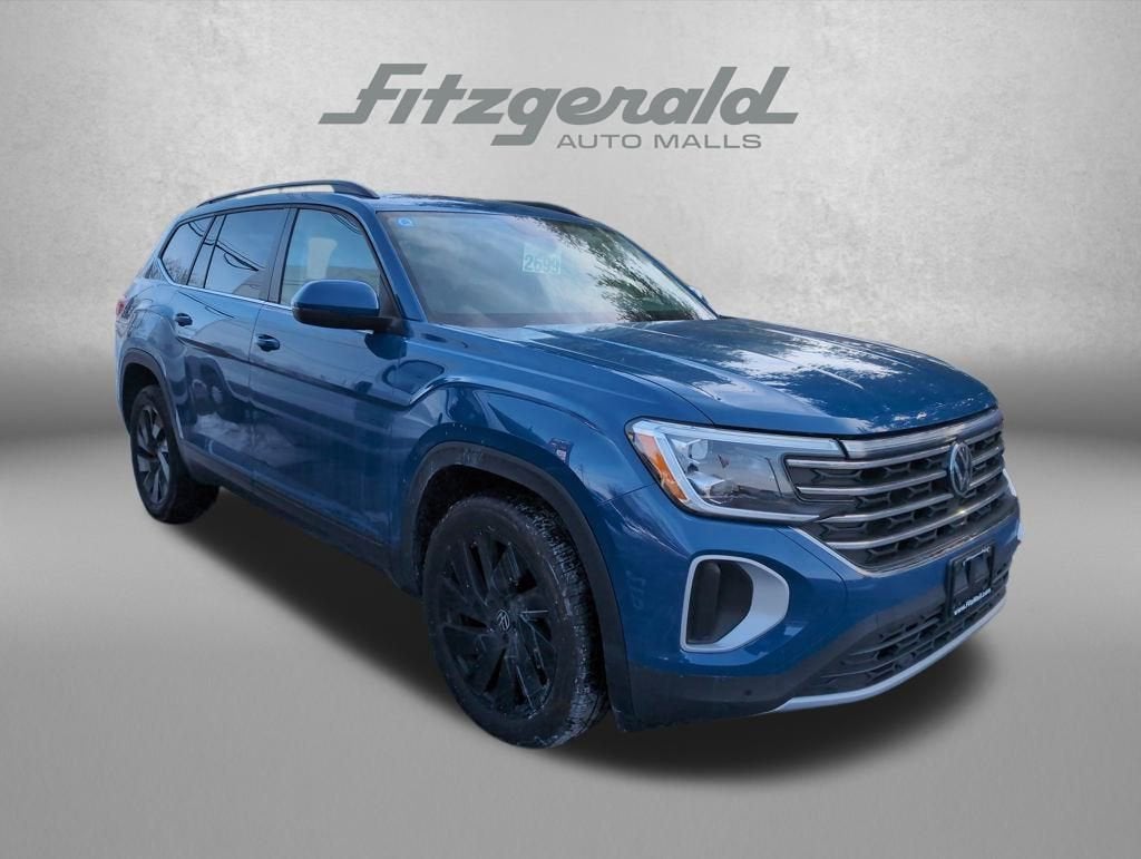 2025 Volkswagen Atlas 2.0T SE w/Technology