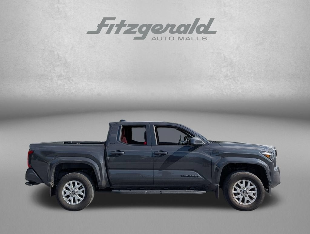 2024 Toyota Tacoma 4WD SR5