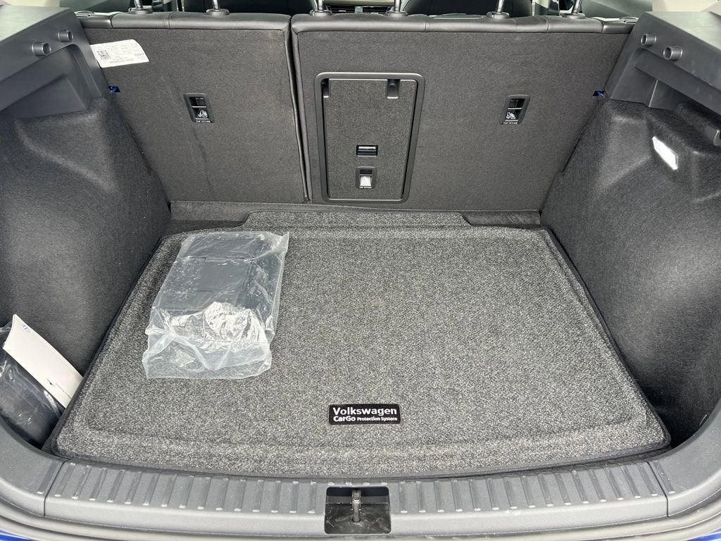 2024 Volkswagen Taos SEL