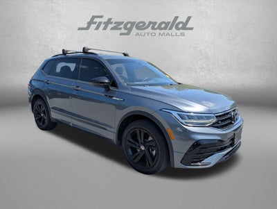 2023 Volkswagen Tiguan SE R-Line Black