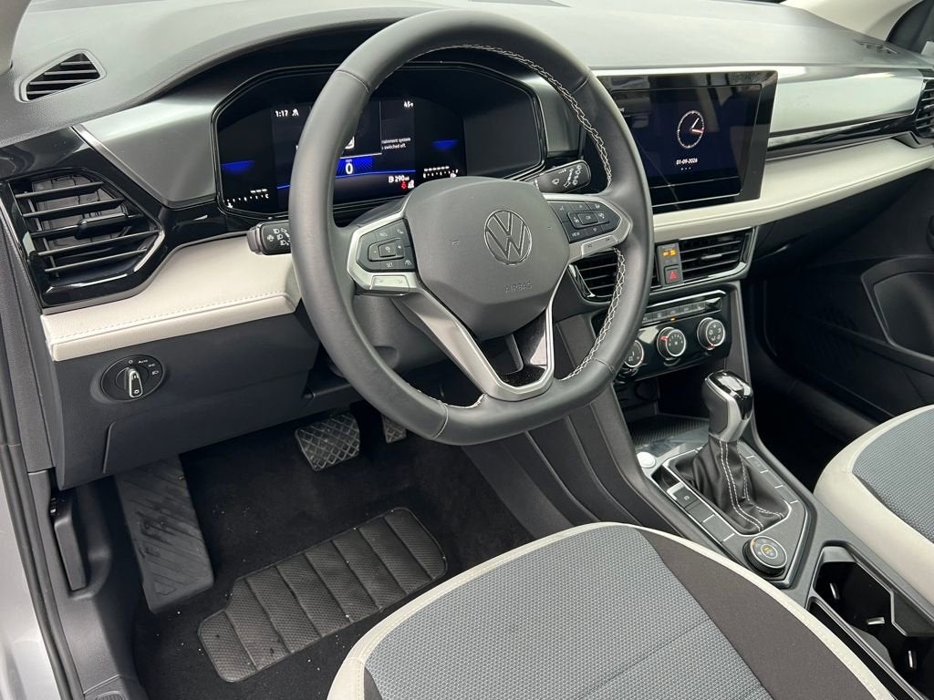 2025 Volkswagen Taos S