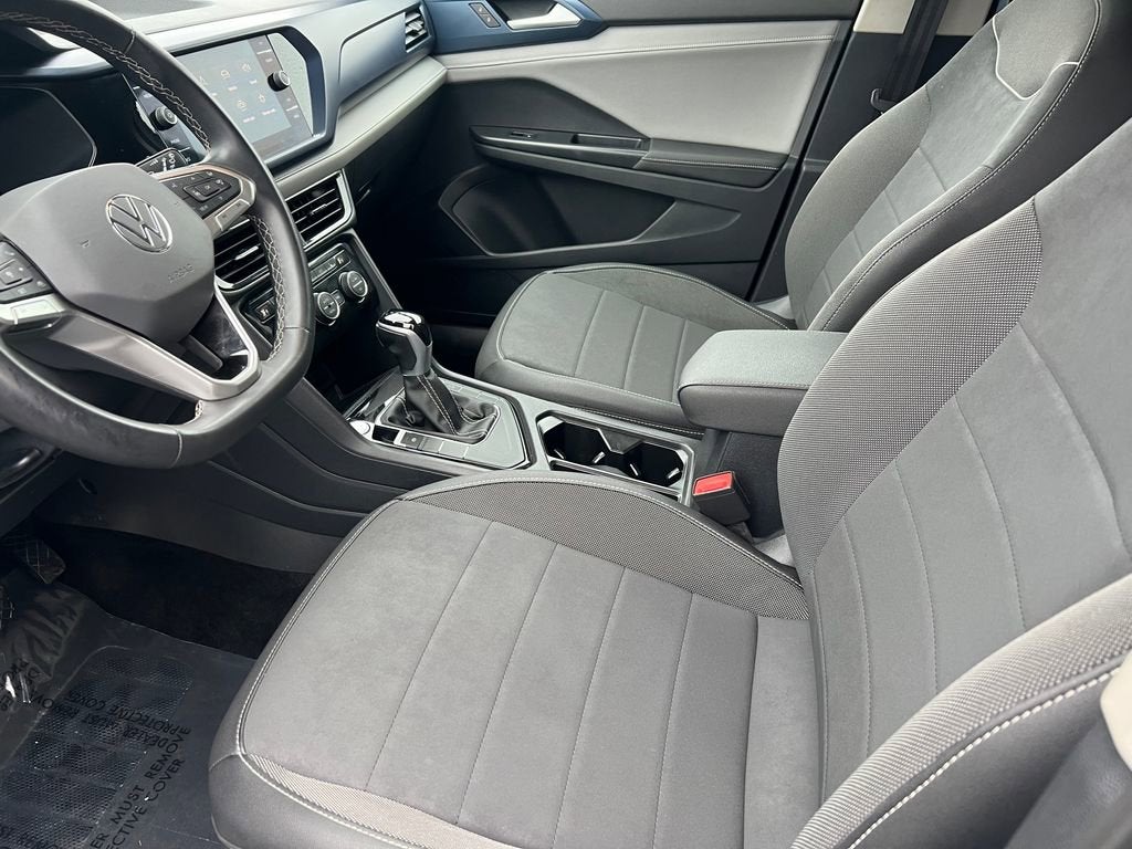2024 Volkswagen Taos SE