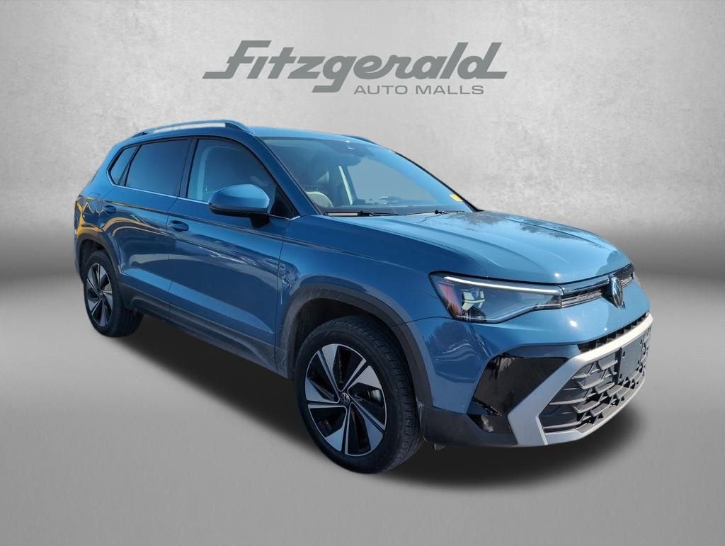2025 Volkswagen Taos SE