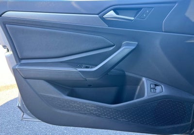 2024 Volkswagen JETTA Base