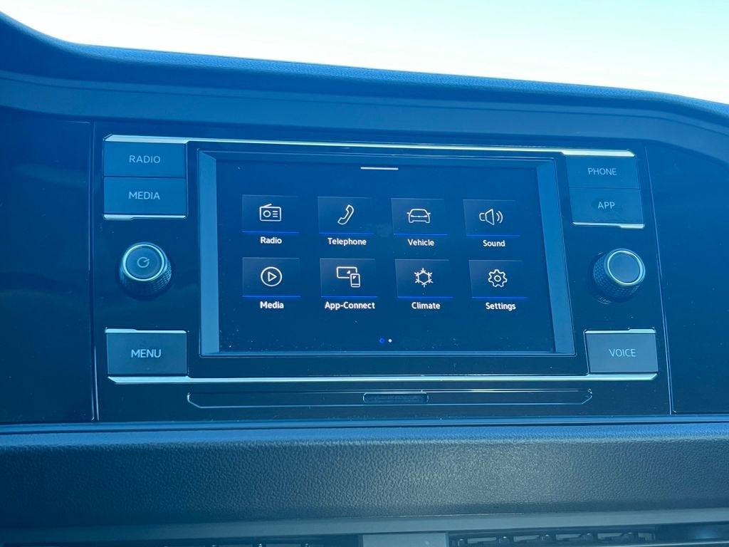 2024 Volkswagen JETTA Base