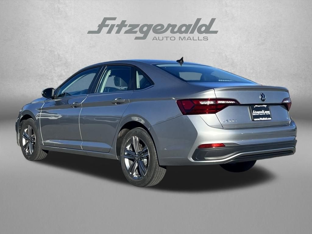2024 Volkswagen JETTA Base