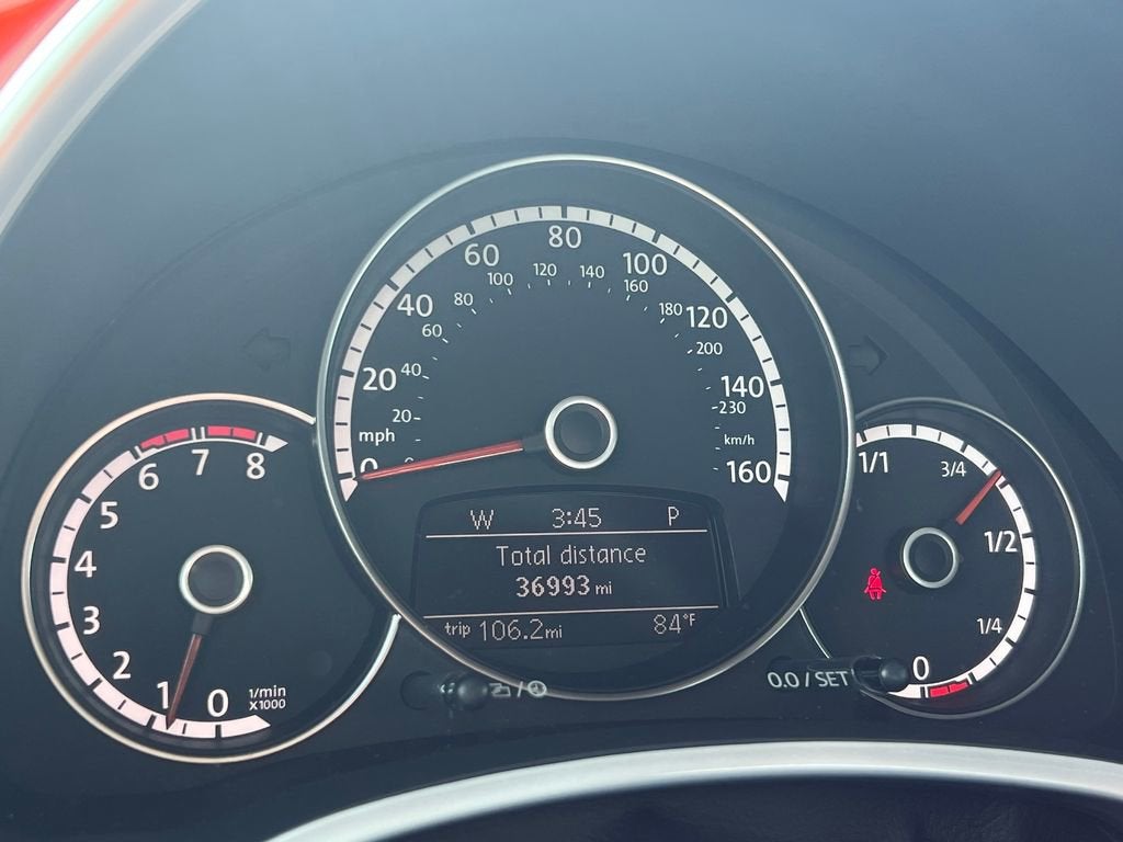 2016 Volkswagen Beetle 1.8T SE