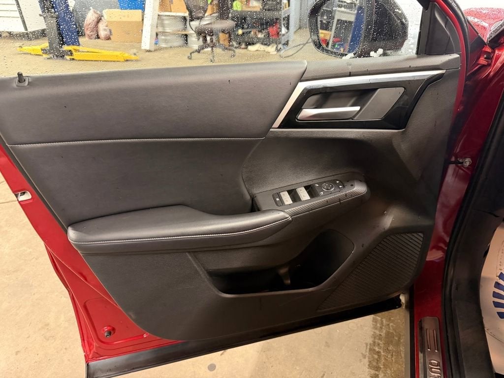 2022 Mitsubishi Outlander SE