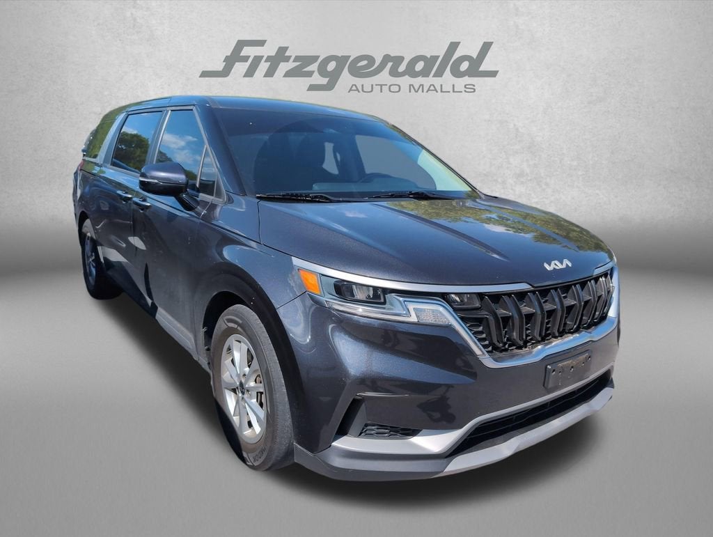 2022 Kia Carnival LXS