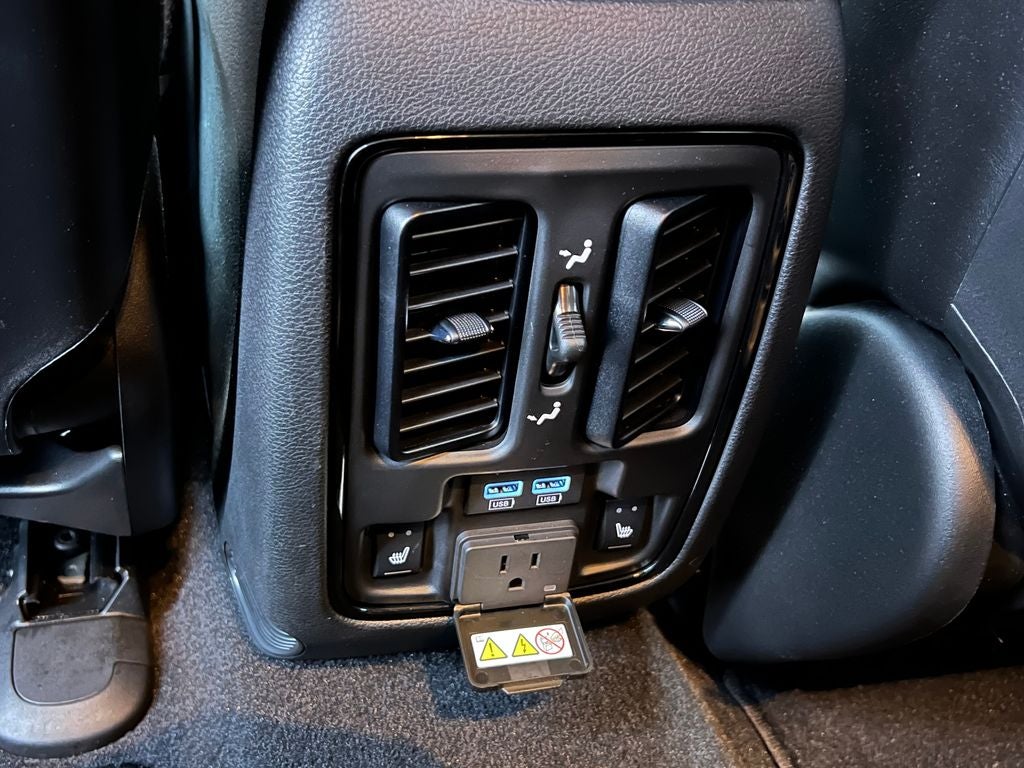 2023 Dodge Durango Hemi Orange