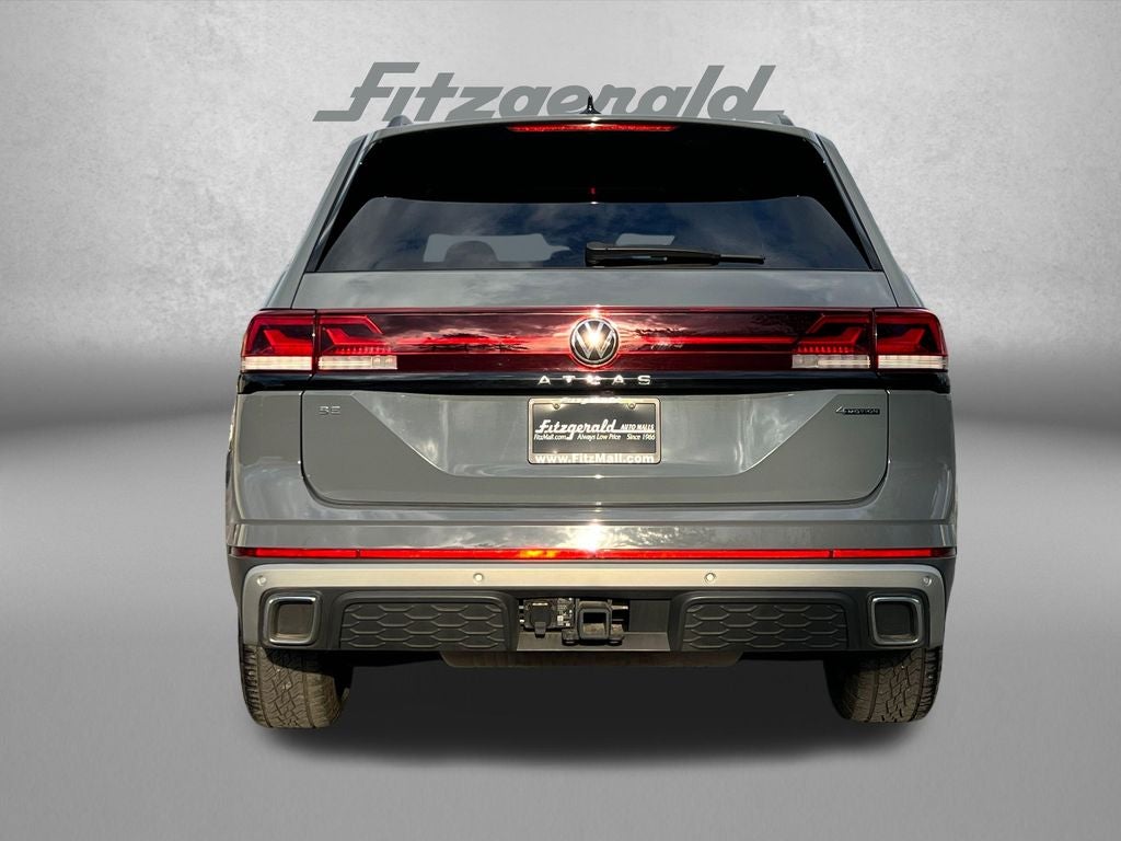 2024 Volkswagen Atlas 2.0T Peak Edition SE w/Technology