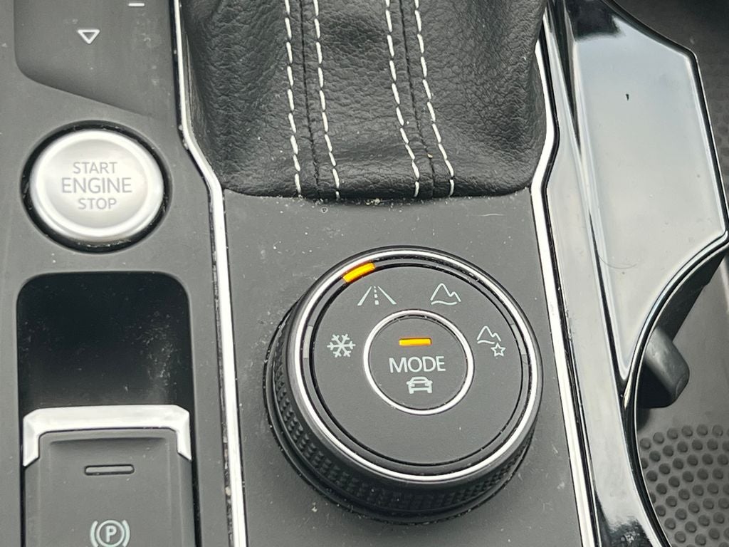 2022 Volkswagen Atlas 2.0T SE w/Technology