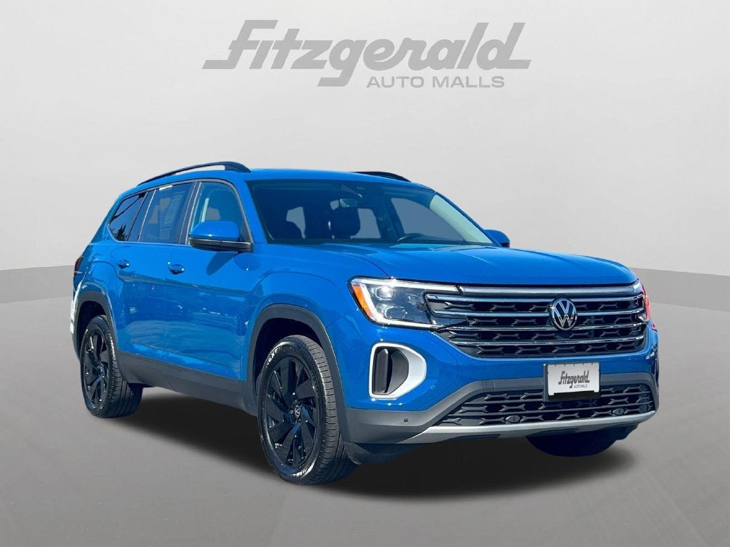 2025 Volkswagen Atlas 2.0T SE w/Technology