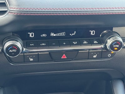 2026 Mazda Mazda3 Sedan 2.5 S Carbon Edition AWD